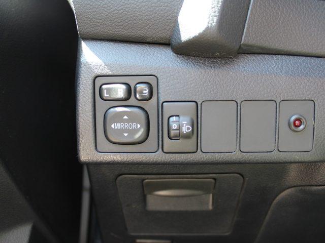 TOYOTA Auris Touring Sports 1.8 Hybrid Lounge