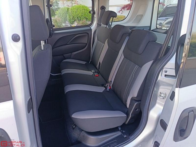 FIAT Doblò 1.6 Mjt 16v 95cv EASY