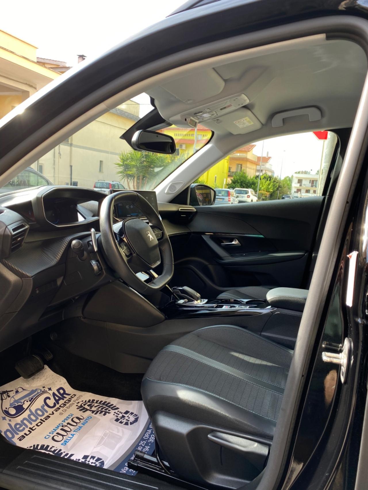 Peugeot 2008 BlueHDi 130 S&S EAT8 Allure Pack