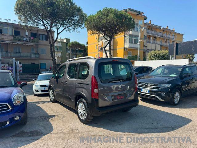 PEUGEOT Rifter BlueHDi 100 S&S Allure Standard