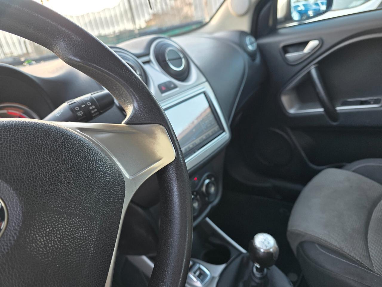 Alfa Romeo MiTo 1.3 JTDm-2 95 CV S&S Distinctive Sport Pack