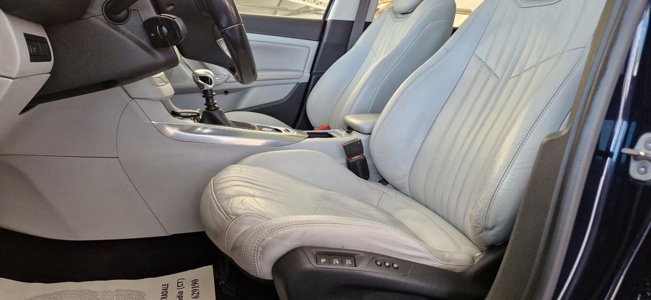 Peugeot 308 1.6 HDi 115cv ALLURE * Tetto Panoramico , Led , Retrocam. *