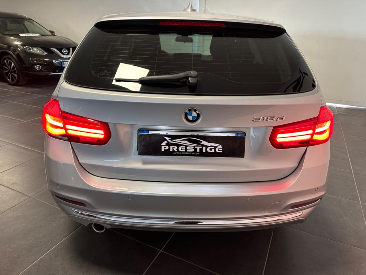 BMW 318D TOURING 150CV LUXURY FULL NAVI PELLE LED UNIPRO