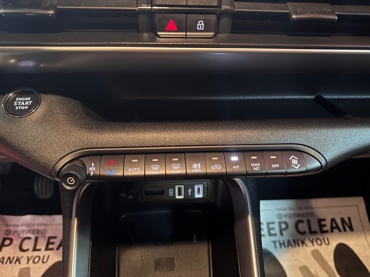 Jeep Avenger 1.2 Turbo 100 CV Altitude STRAFULL