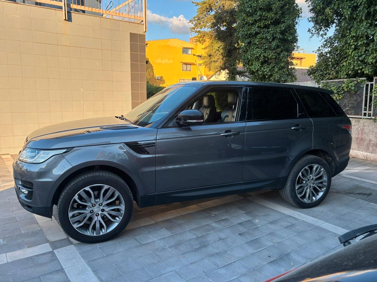 Land Rover Range Sport 3.0 TDV6 HSE Dynamic