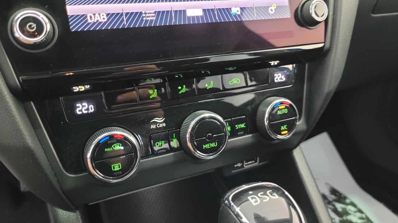 Skoda Octavia 1.5 DSG Wagon Executive G-Tec GANCIO TRAINO