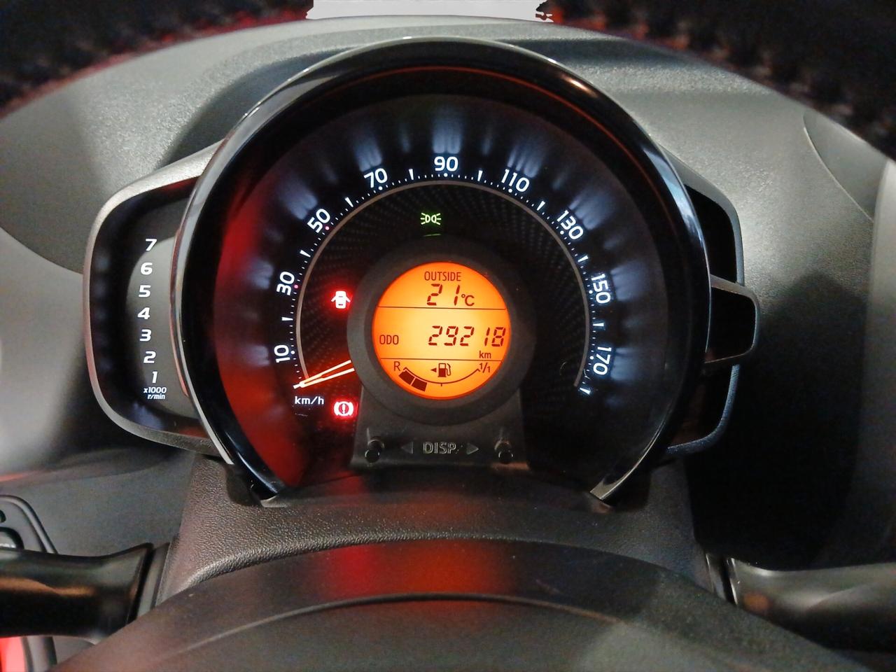 Toyota Aygo Connect 1.0 VVT-i 72 CV 5 porte x-play