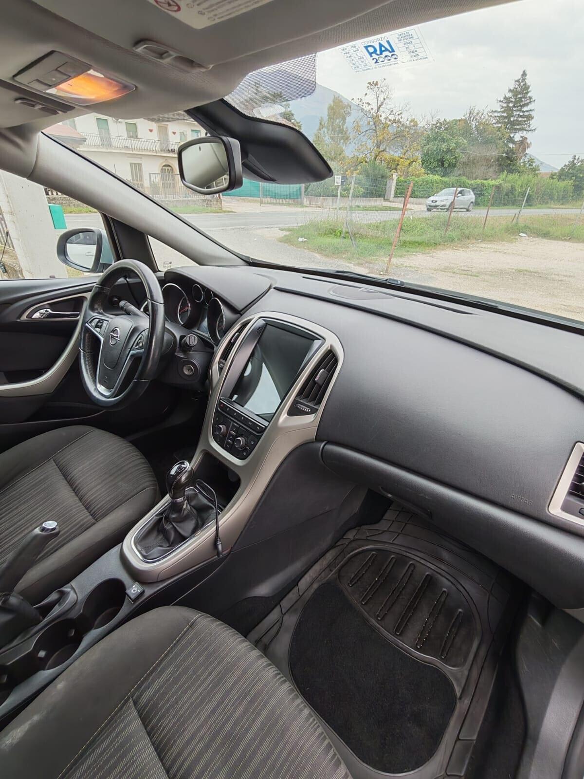 Opel Astra 1.4 100CV Sports Tourer Elective benzina e gpl