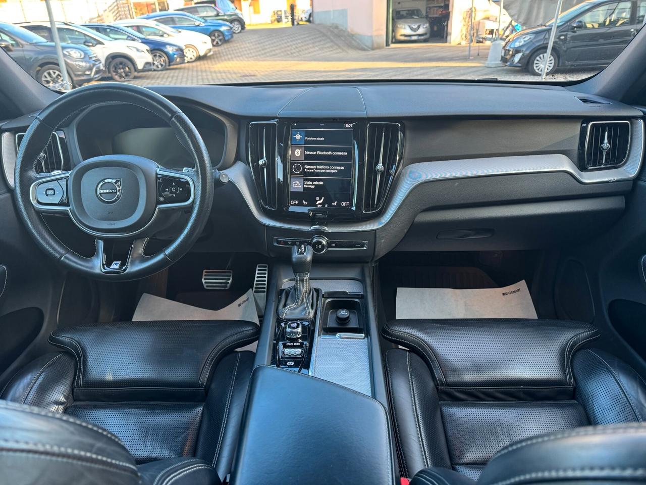 Volvo XC 60 XC60 D5 AWD Geartronic R-design