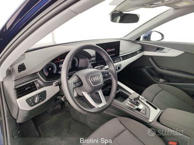 Audi A4 Avant 35 TDI/163 CV S tronic Business...