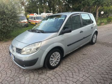 Renault Scenic Scénic 1.5 dCi/82CV IDONEA PER NEOPATENTATI PERMUTABILE