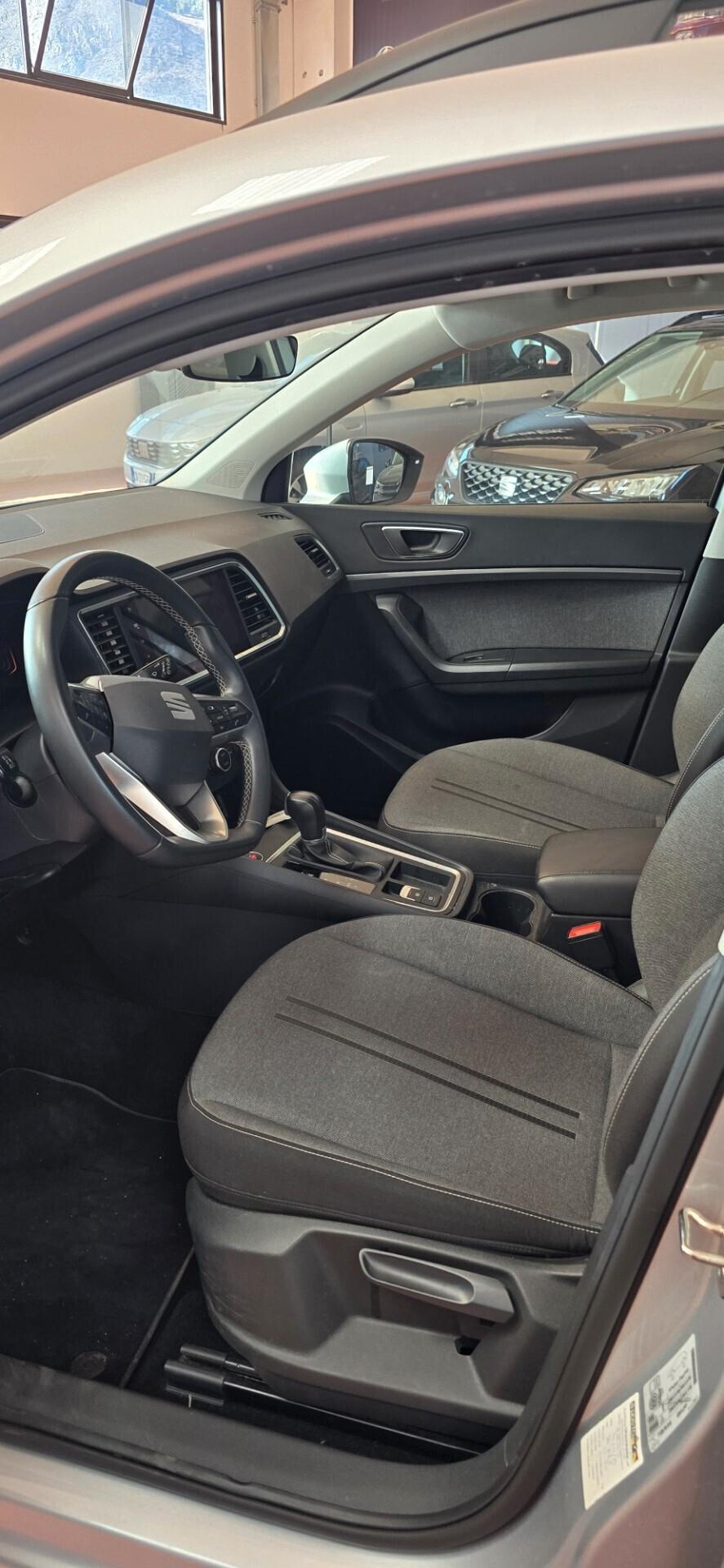 Seat Ateca 1.5 EcoTSI 150 CV DSG Business – SUV Dinamico e Tecnologico