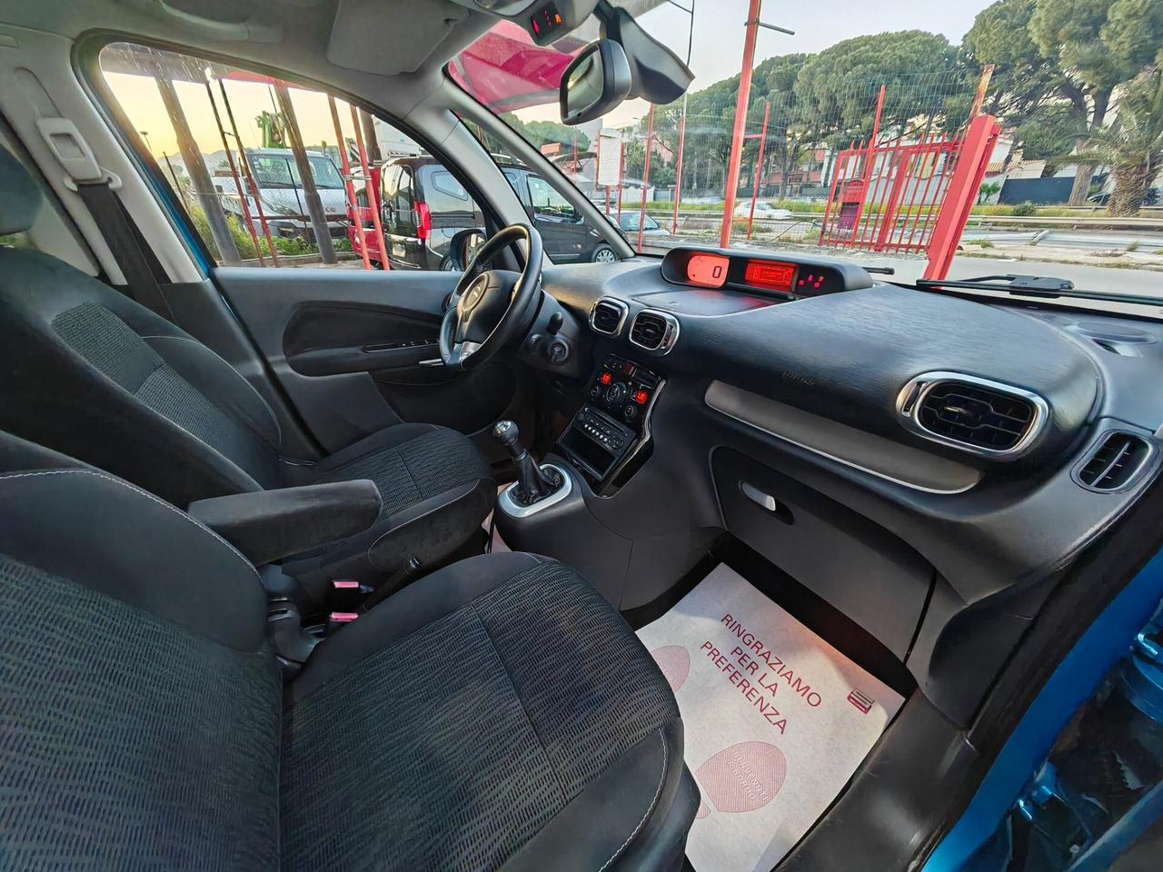 Citroen C3 Picasso 1.6 diesel 05/2013 cv92