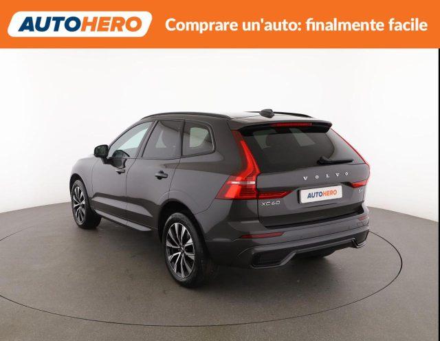 VOLVO XC60 B4 (d) AWD automatico Plus Dark