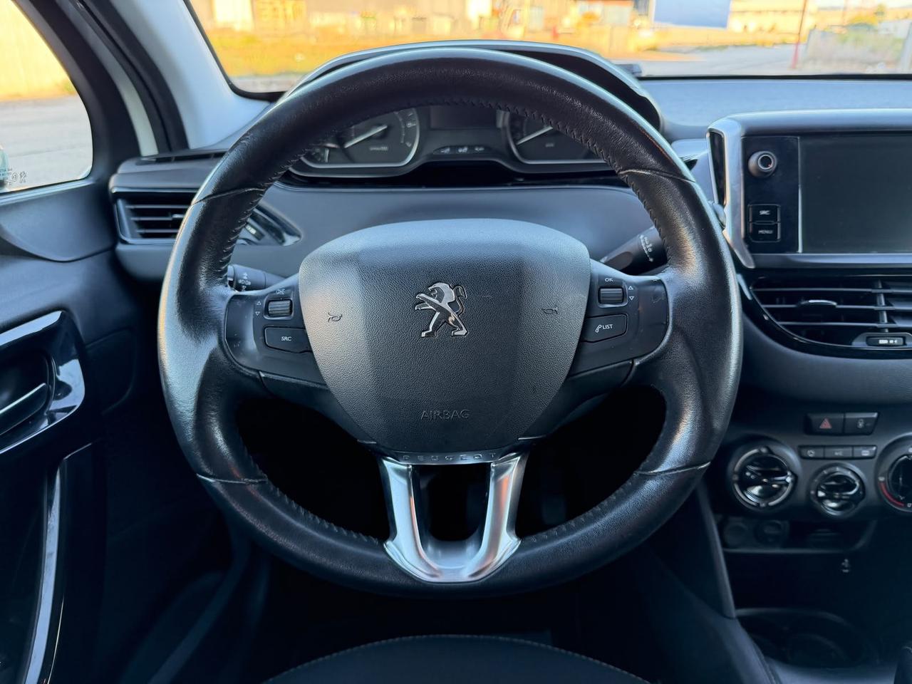 Peugeot 208 87000 KM GARANZIA 12 MESI