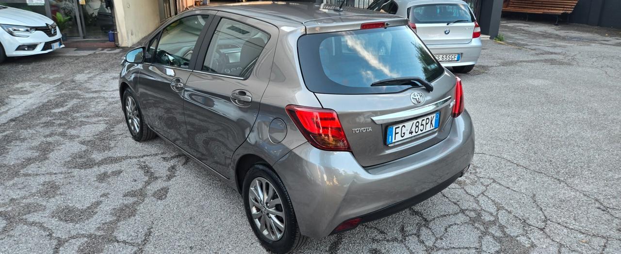 Toyota Yaris 1.0 5 porte Lounge
