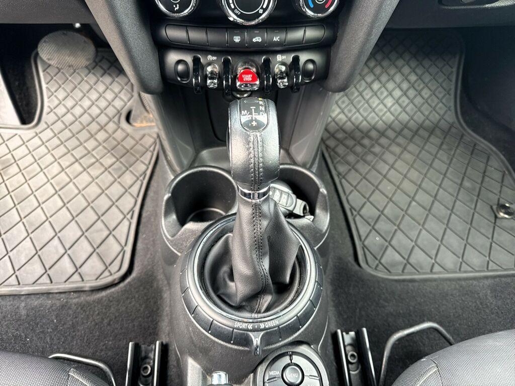 Mini Cooper D Cabrio 1.5 Cooper D Hype Auto