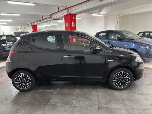 LANCIA Ypsilon 1.2 69 CV 5 porte GPL Ecochic 30th Anniversary