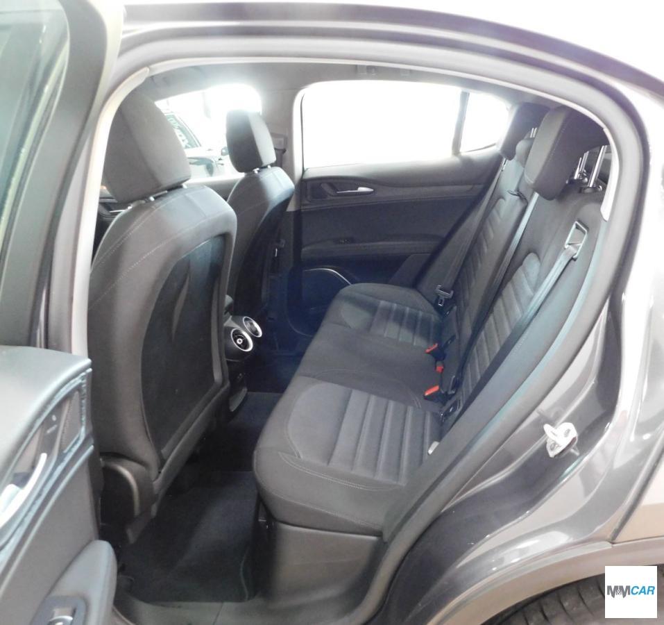ALFA ROMEO - Stelvio - 2.2 T.diesel 160CV AT8 RWD Bus.