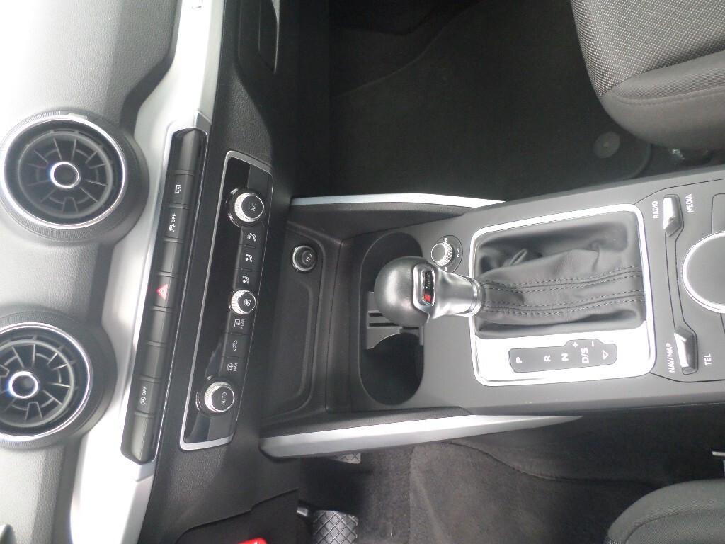 Audi Q2 30 TDI S tronic Business