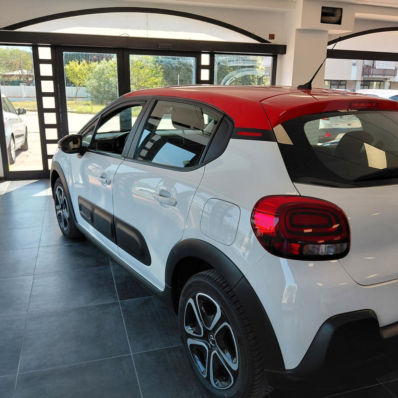 CITROEN C3 ANNO 2022 DS 1.5 ADATTA NEOPATENTATI KM 140 MILA