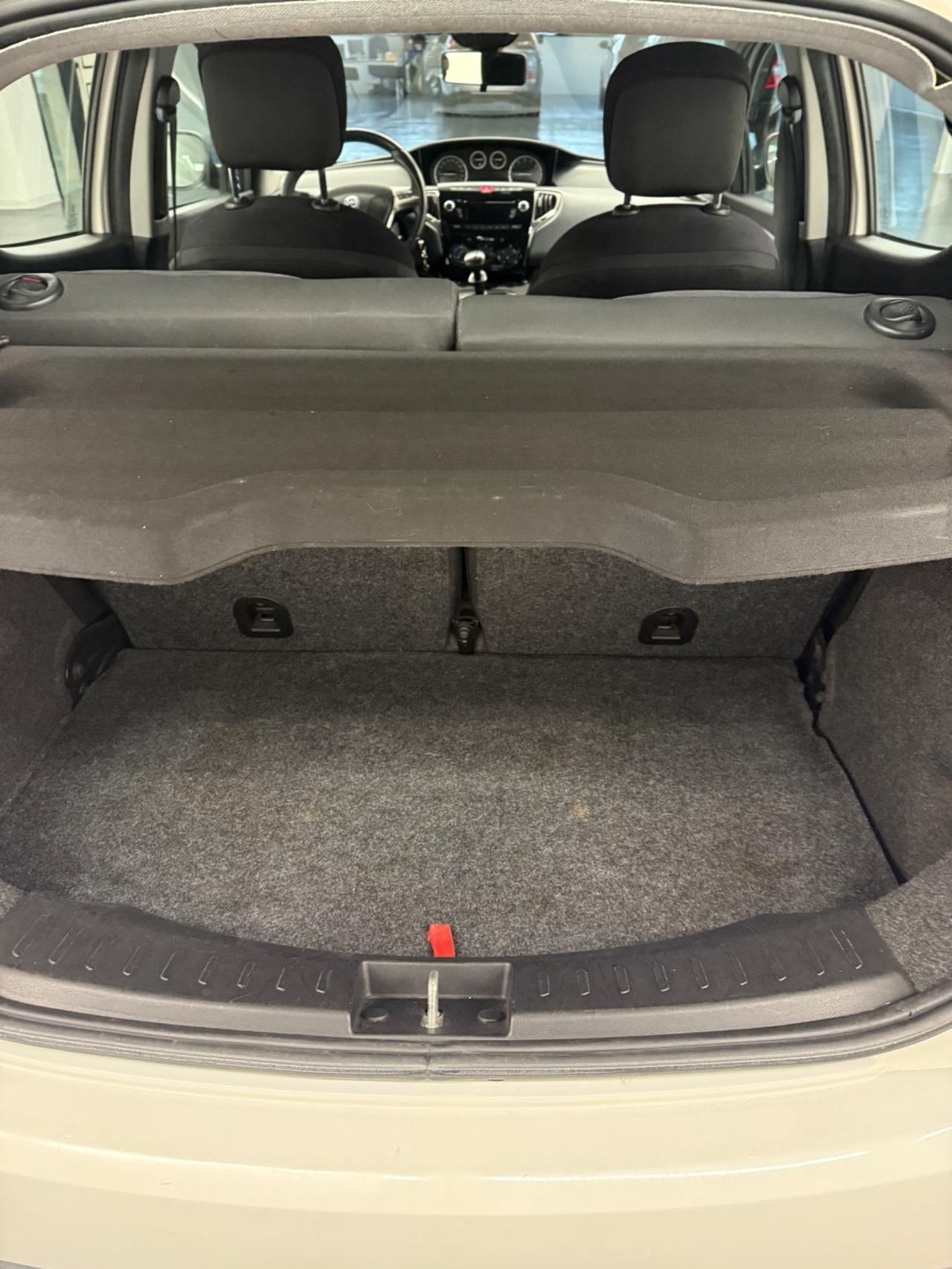 Lancia Ypsilon 0.9 TwinAir 85 CV 5 porte Metano Ecochic Gold