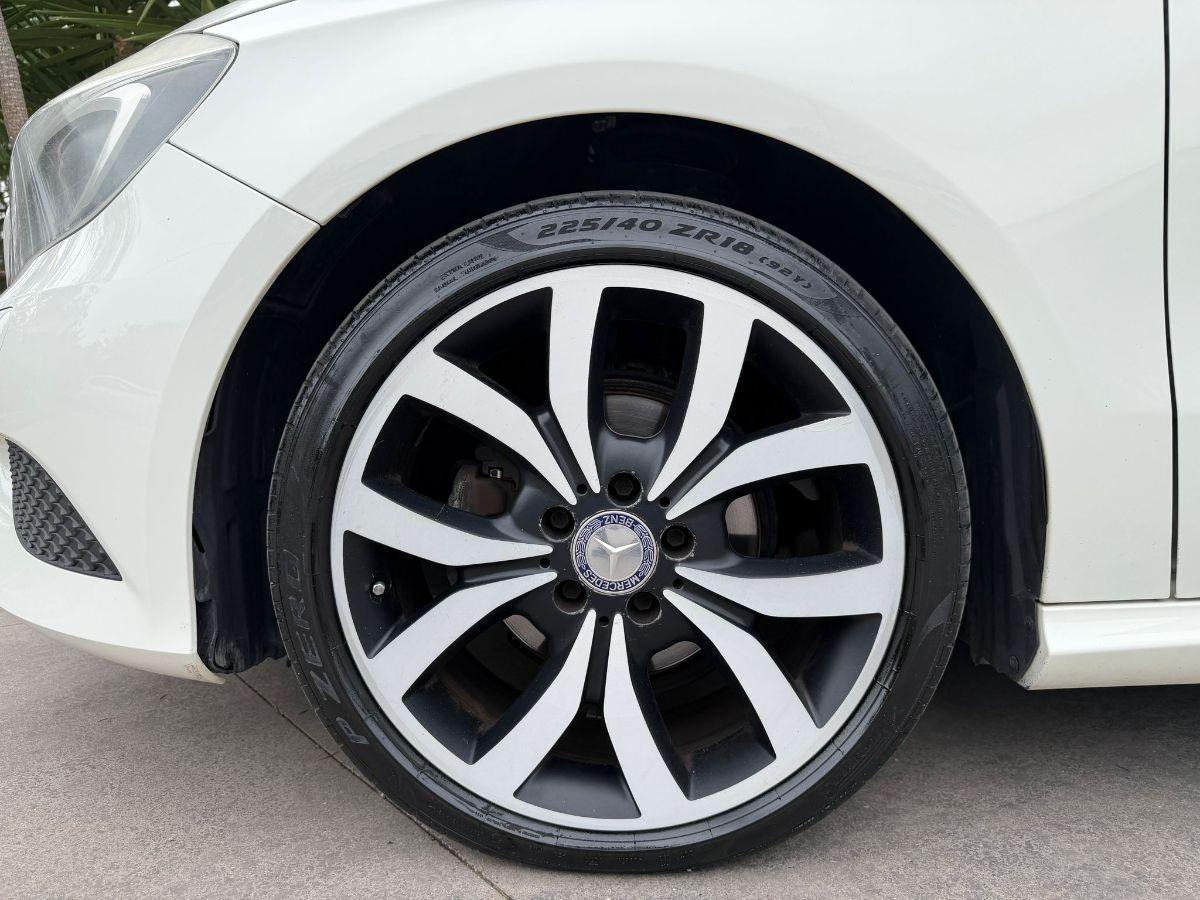 MERCEDES - Classe A - 180 CDI Premium