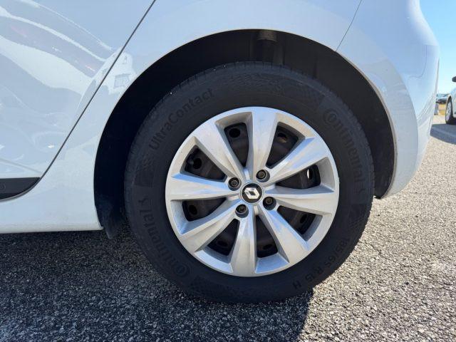 RENAULT Clio Blue dCi 85 CV 5 porte Business