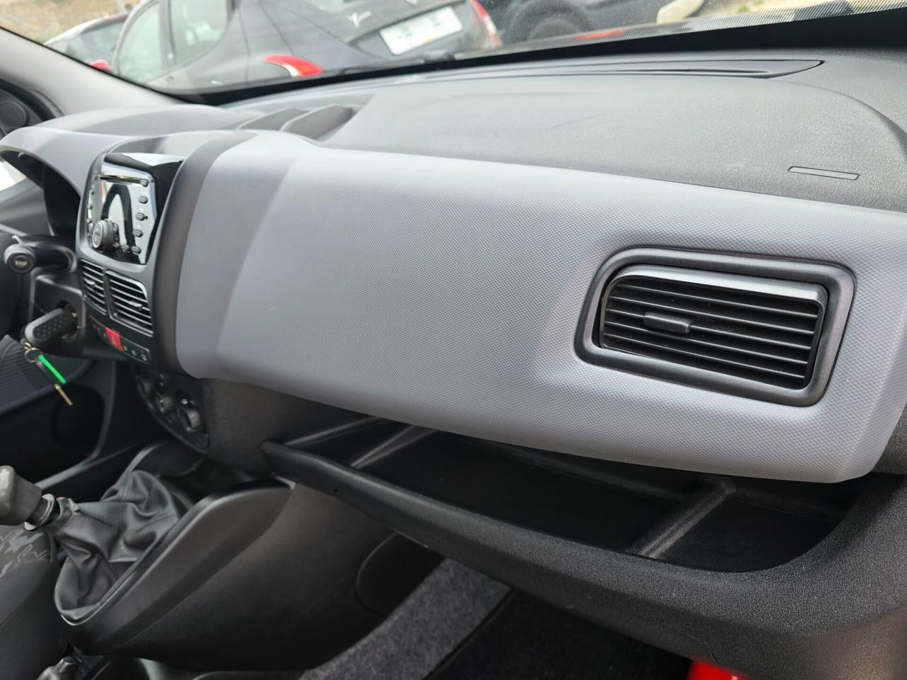 Opel Combo 5 posti fiat Doblò