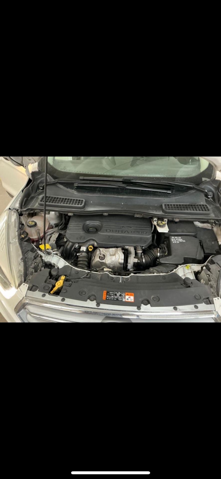 Ford Kuga 1.5 TDCI 120 CV S&S 2WD Titanium