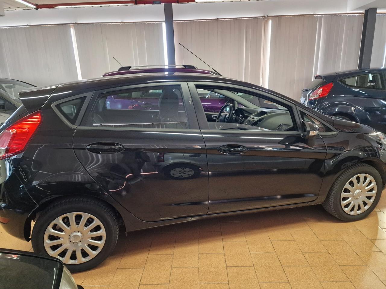 Ford Fiesta 1.5 TDCi 75CV 5 porte Titanium