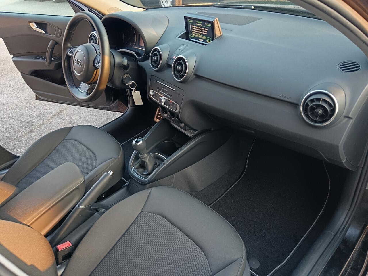 Audi A1 SPB 1.6 TDI 116CV METAL PLUS PROMO