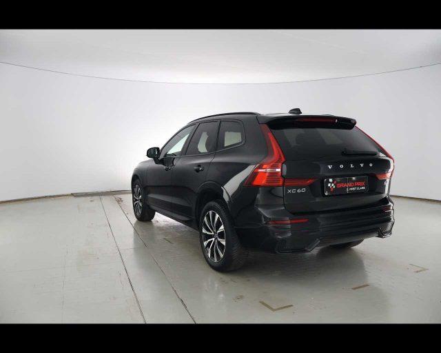 VOLVO XC60 B4 (d) automatico Plus Dark