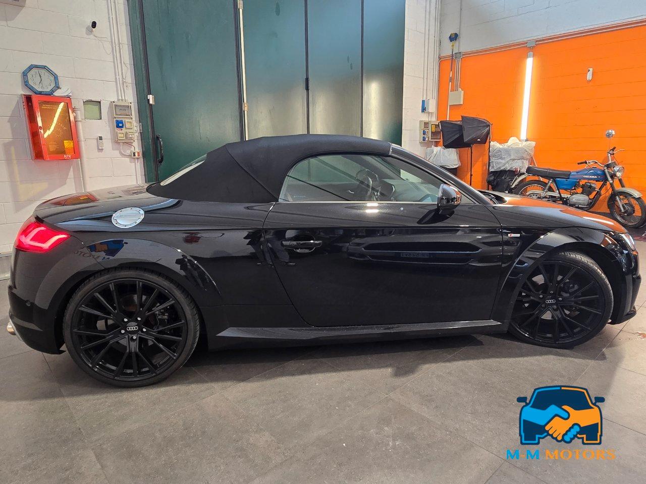 Audi TT Roadster 2.0 tfsi S line quattro s-tronic