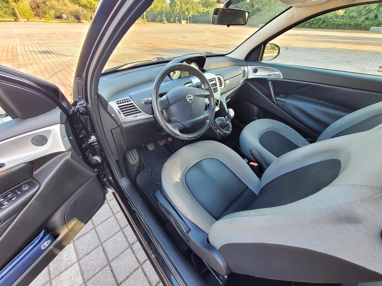 Lancia Ypsilon 1.2 Diva