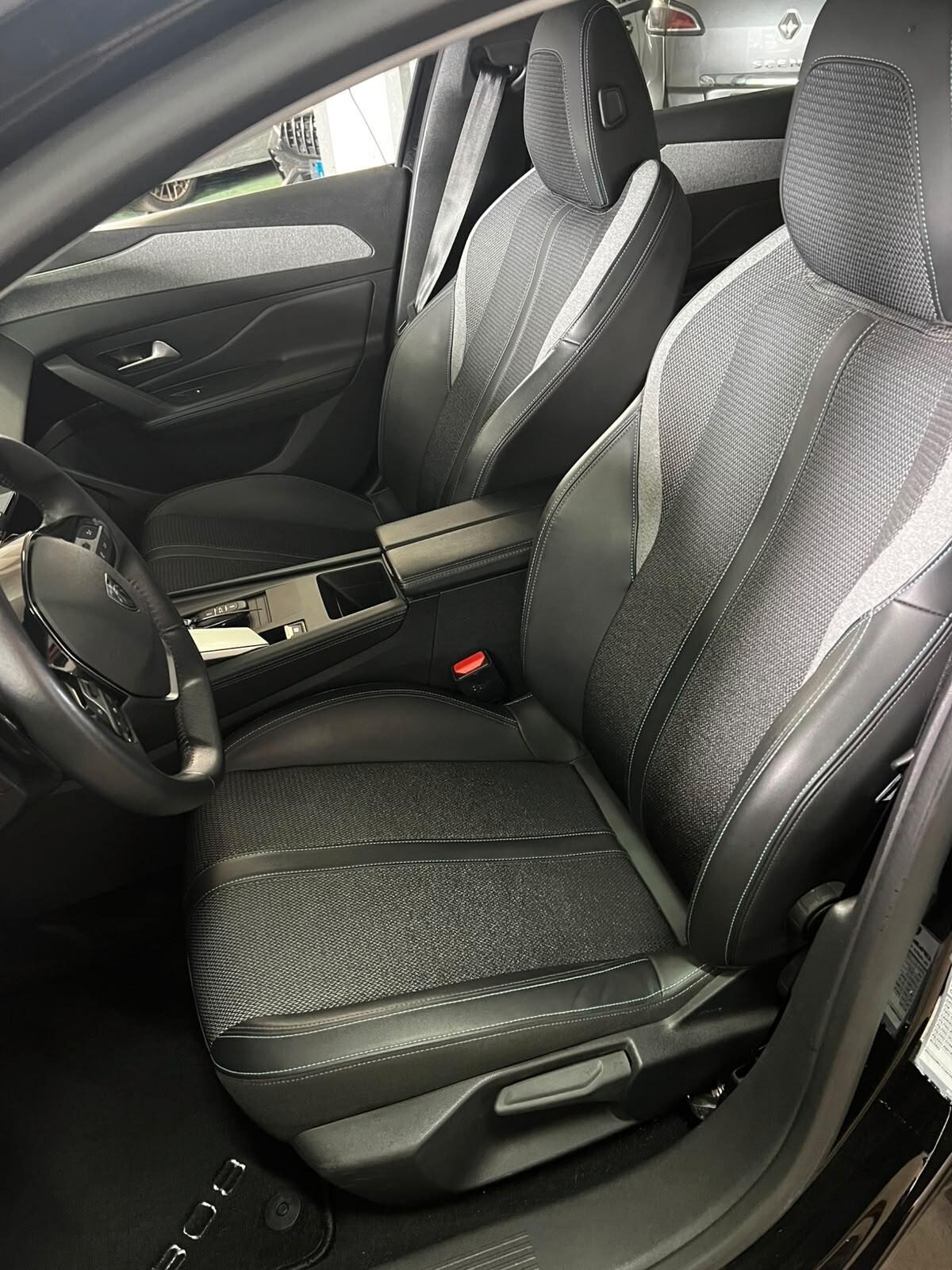Peugeot 308 BlueHDi 130 S&S EAT8 Allure Pack
