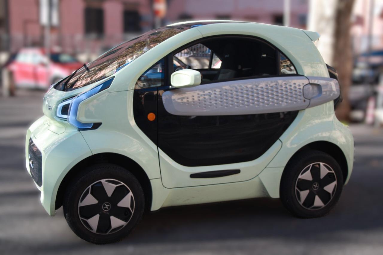 XEV YOYO Yoyo Easy Restyling MY'24 130 KM AUTONOMIA