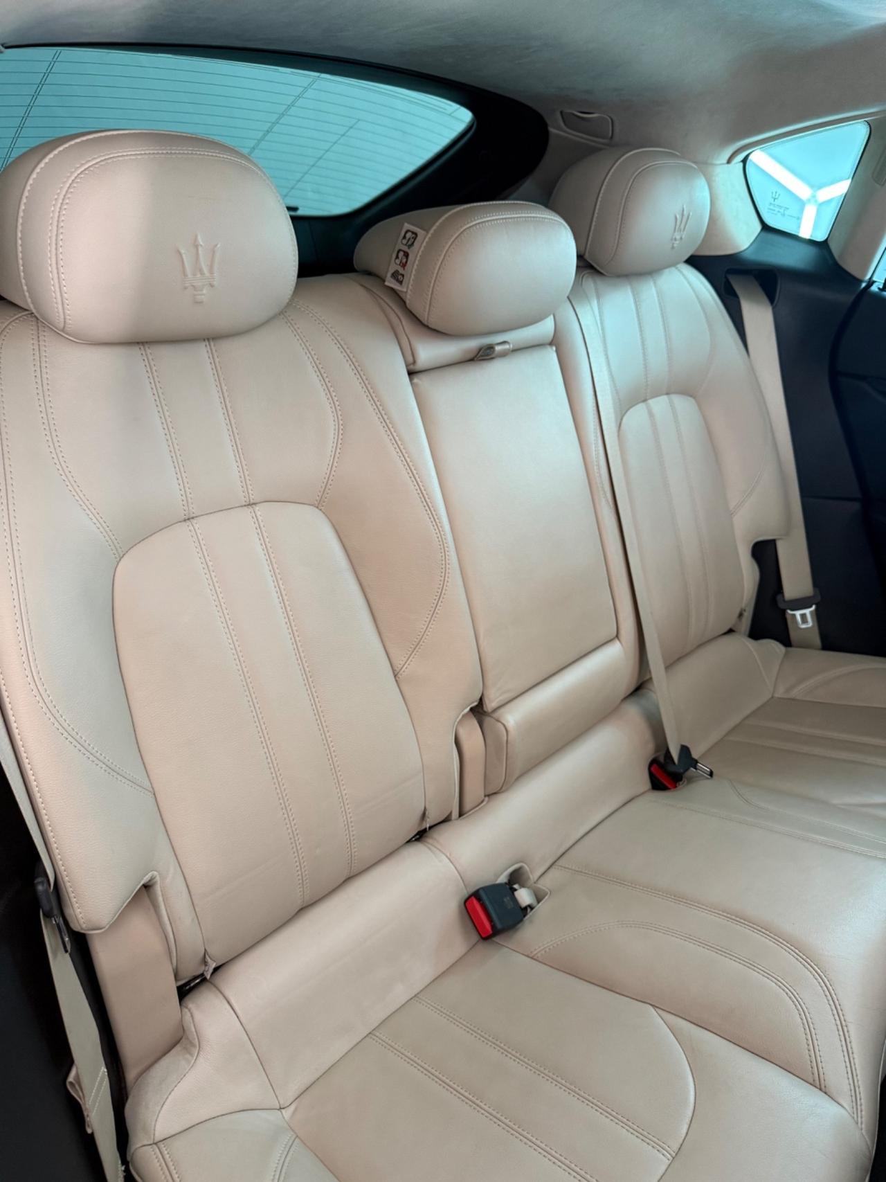 Maserati Levante V6 Diesel 275 CV AWD Gransport