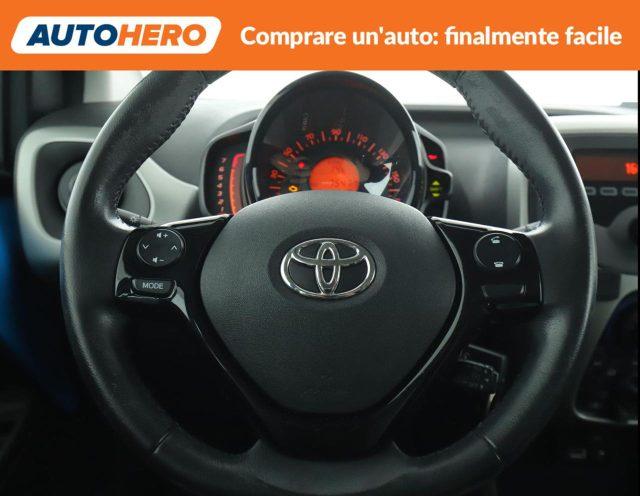 TOYOTA Aygo 1.0 VVT-i 69 CV 5 porte x-cool