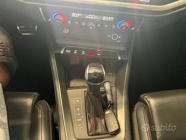 AUDI RS Q3 SPB quattro S tronic