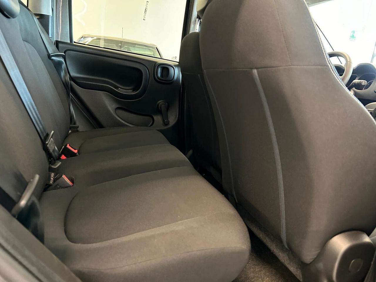 Fiat Panda CROSS 1.0 FireFly Hybrid 6mt SPOTICAR