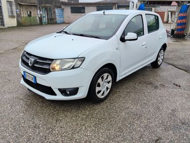 Dacia Sandero 1.2 16V GPL 75CV