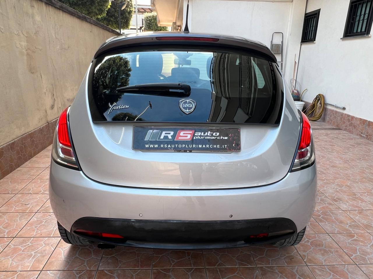 Lancia Ypsilon 1.3 MJT 95 CV 5 porte S&S Gold