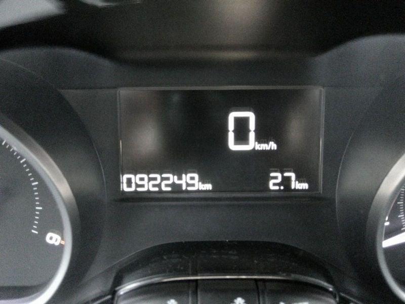 Peugeot 208 5p 1.6 bluehdi Active 75cv