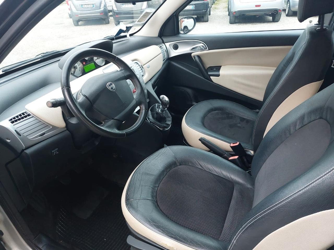 Lancia Ypsilon 1.4 E-Collection Ecochic GPL 12 MESI GARANZIA