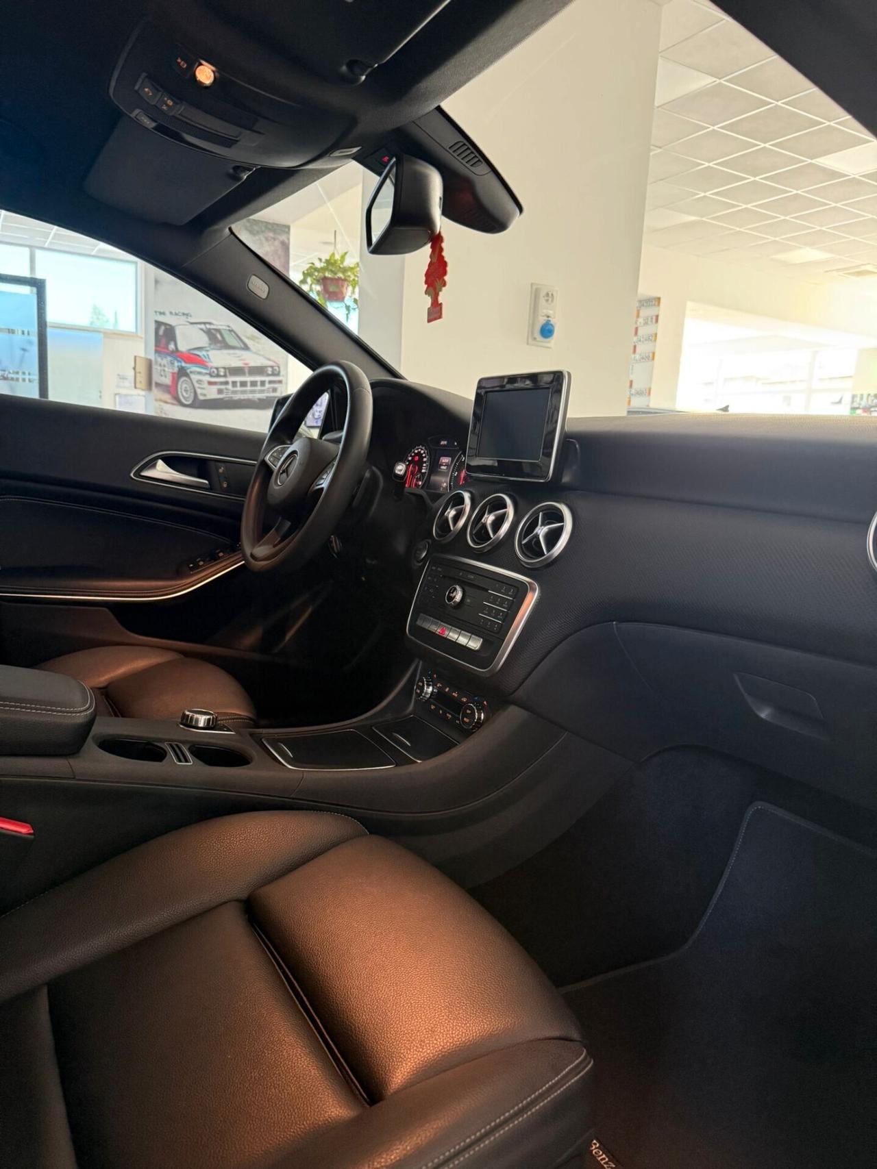 Mercedes-benz A 180 A 180 d Automatic Premium
