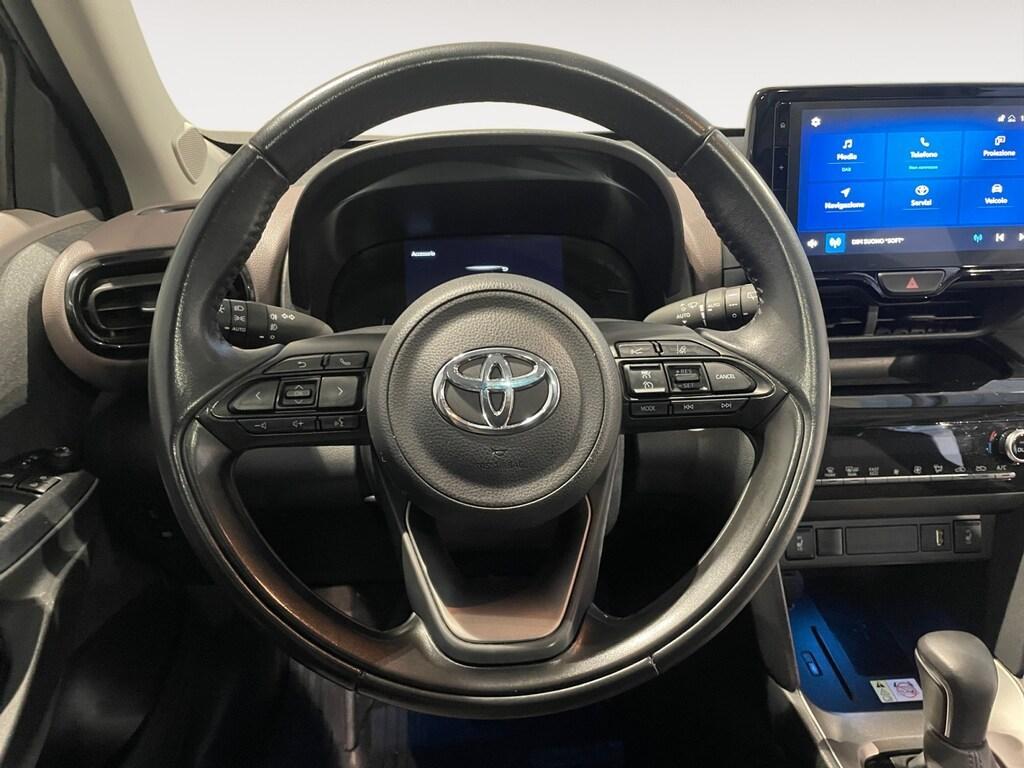 Toyota Yaris Cross 1.5 Hybrid 116CV e-CVT Lounge (FHEV)