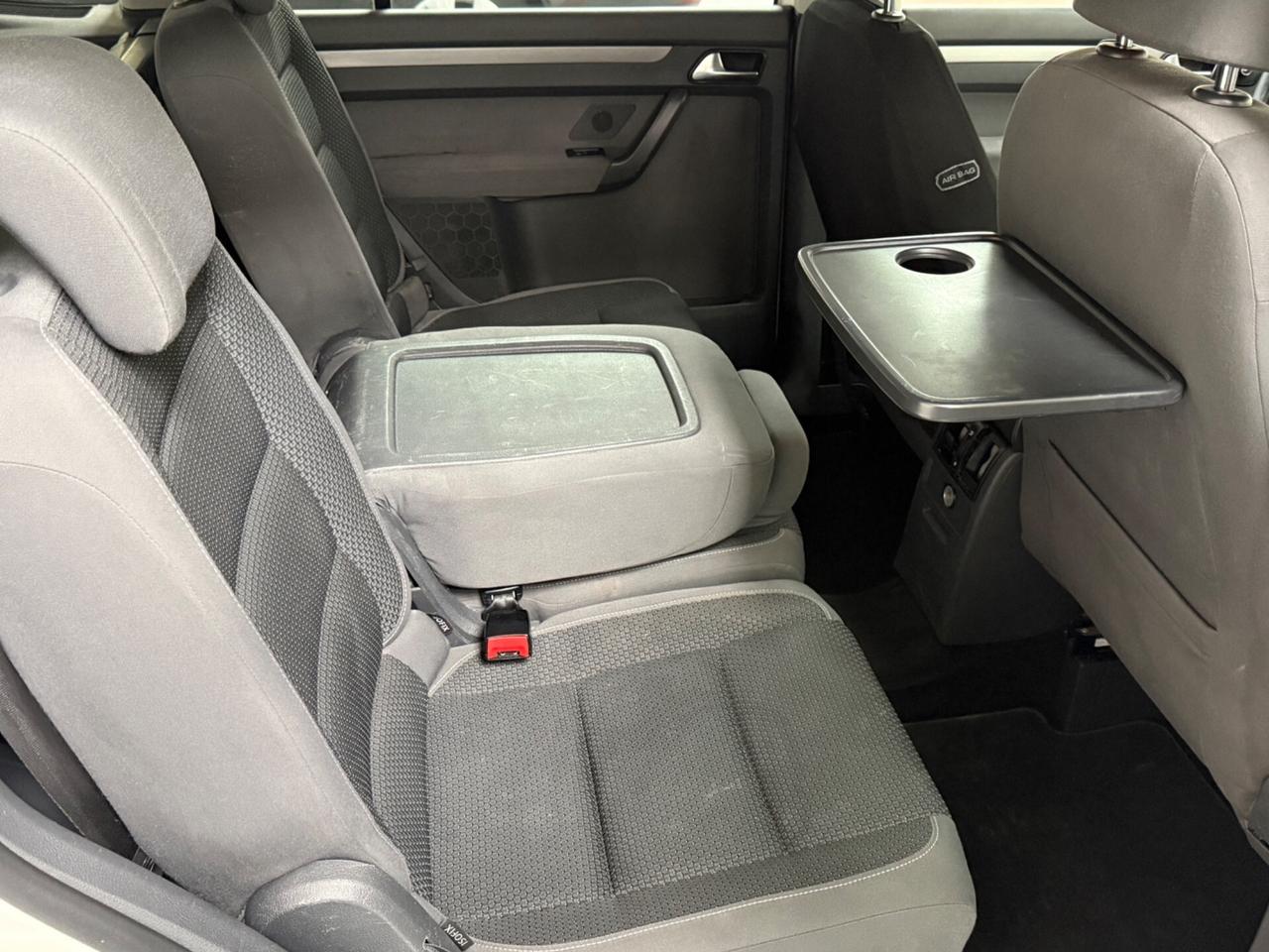 Volkswagen Touran 1.6 TDI 7posti con gancio traino