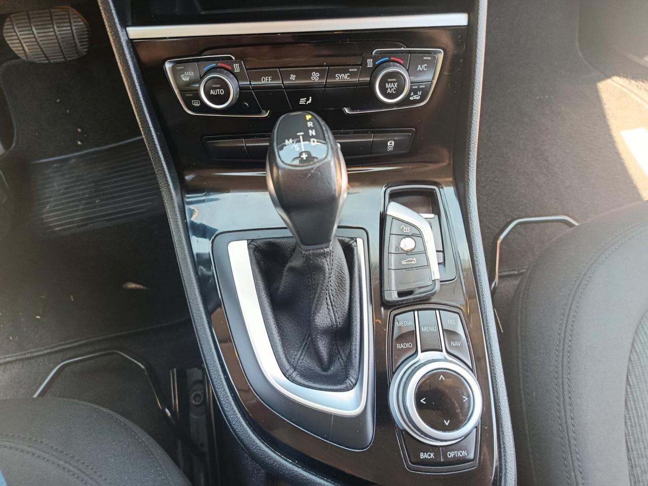 Bmw 2er Active Tourer 218d Advantage