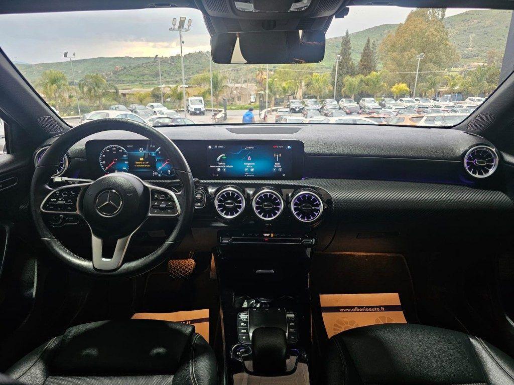 Mercedes-Benz A 180 d Automatic Business Luci Ambient